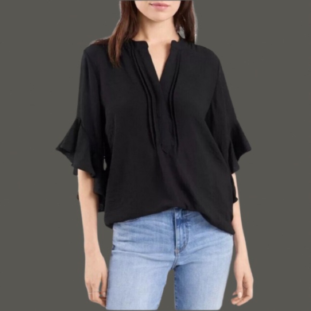 NWT Vince Camuto Black Ruffle Sleeve Easy and Polished Blousy Blouse